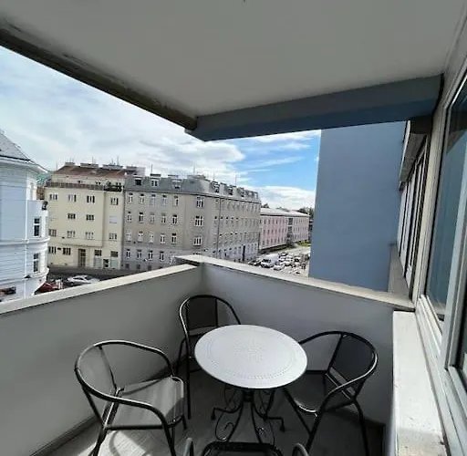 Farawayhomes #h1 * Vídeň